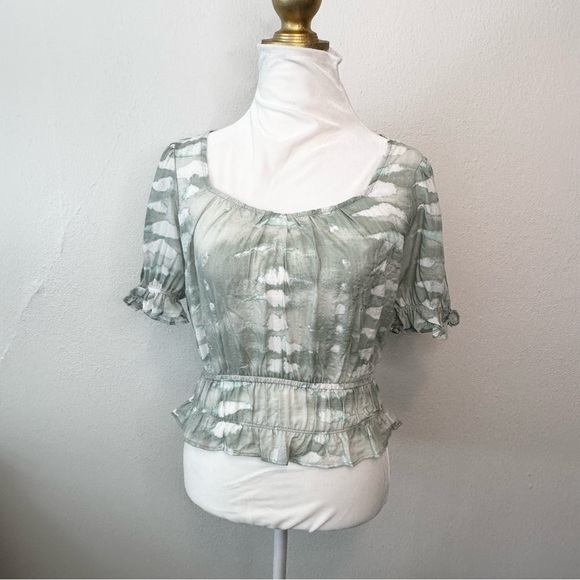 Good Luck Gem Tie Dye Puff Sleeve Peasant Top SZ S Light Green - Picture 2 of 8